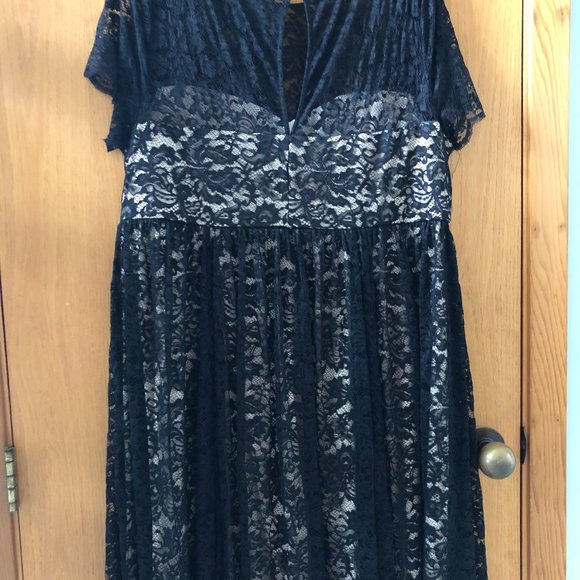 Torrid Lace Mini Dress - Picture 3 of 4